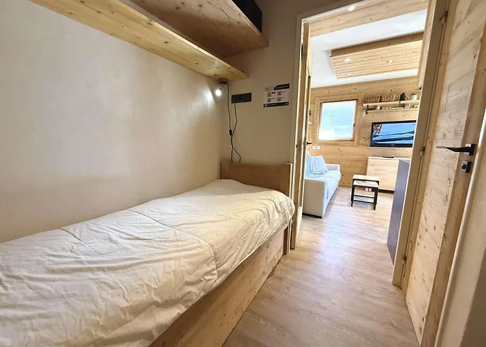 Apartamento à 300m Des Pistes Et Commerces Du Cernix - Balcon, Parking, Casier à Skis - Fr-1-595-99