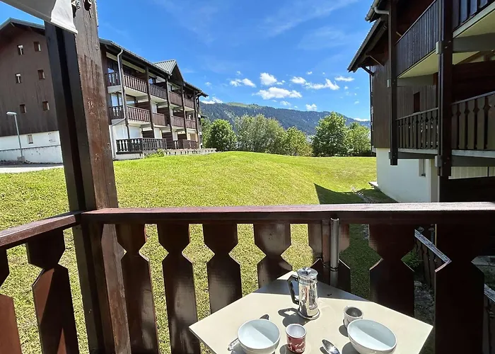 Apartamento à 300m Des Pistes Et Commerces Du Cernix - Balcon, Parking, Casier à Skis - Fr-1-595-99 *